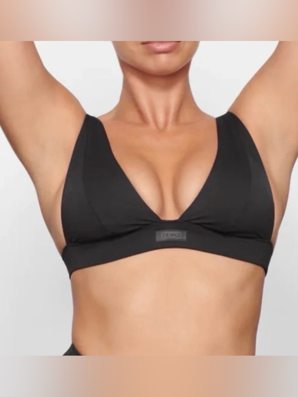 SKIMS XL signature Swim Plunge Bikini Top adjustable strap